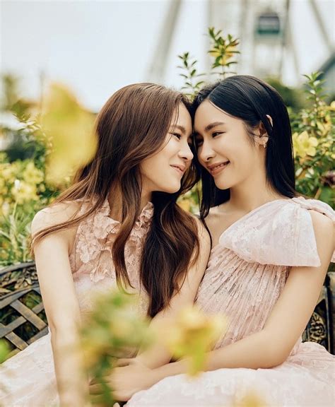 lookkaew kamollak|Q&A with Lookkaew EP.1 l มาทำความรู้จักกัน! (Click CC for sub).